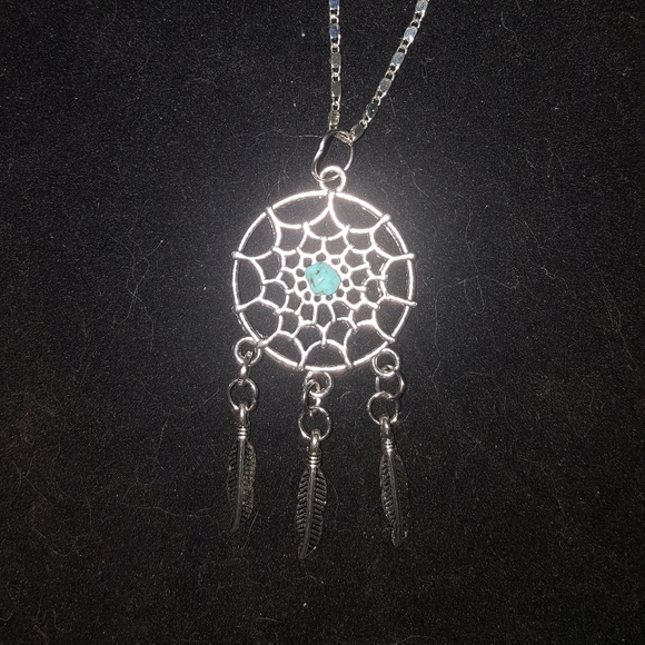 Necklace - Picture 1 of 2